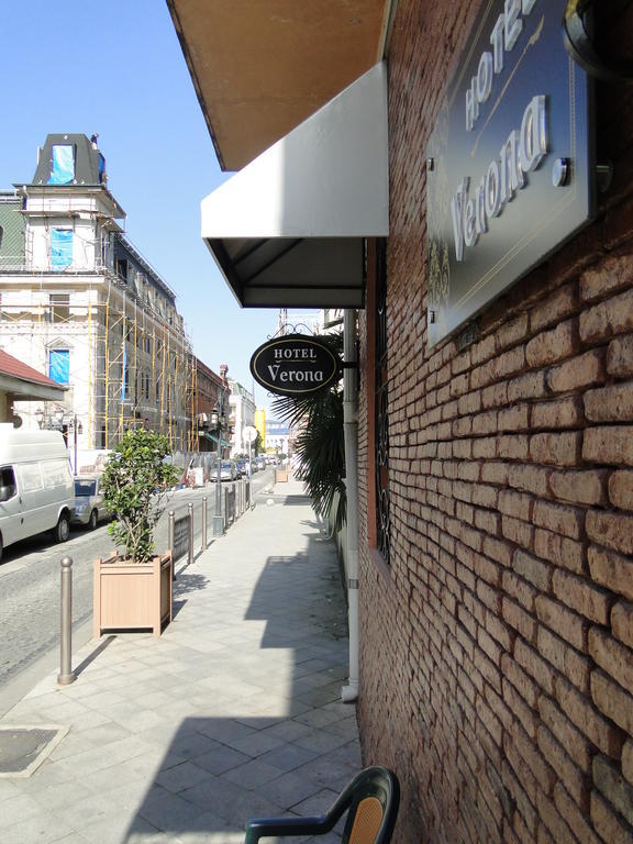 Hotel Verona Batumi Exterior photo